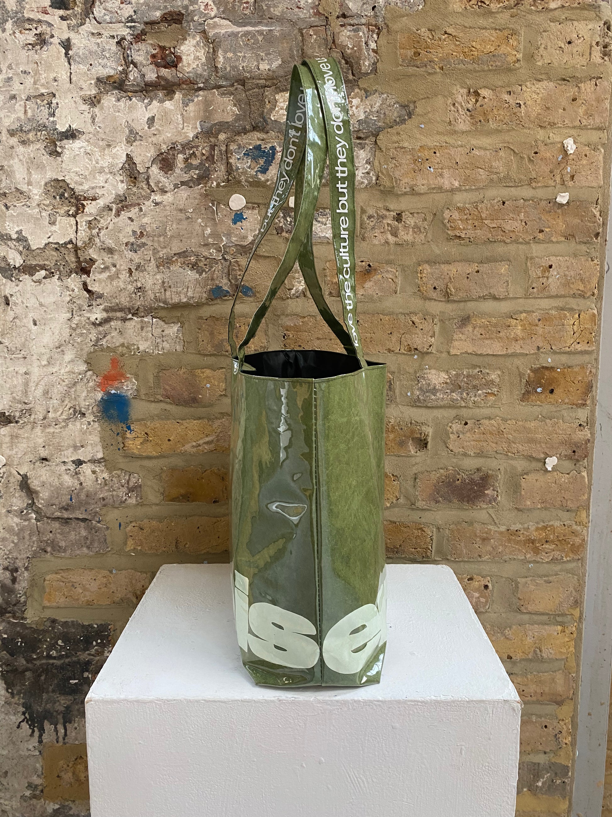 Vinyl shopper hotsell